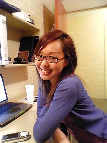 5P Asian Girls in Glasses