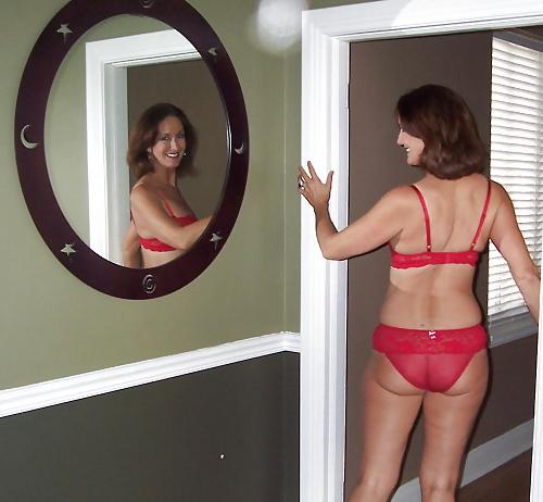 19P I Love Real Mature White Women #19
