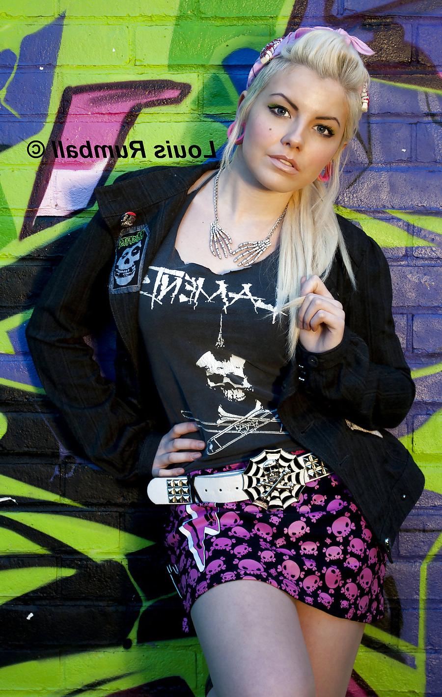 6P Punk Girls
