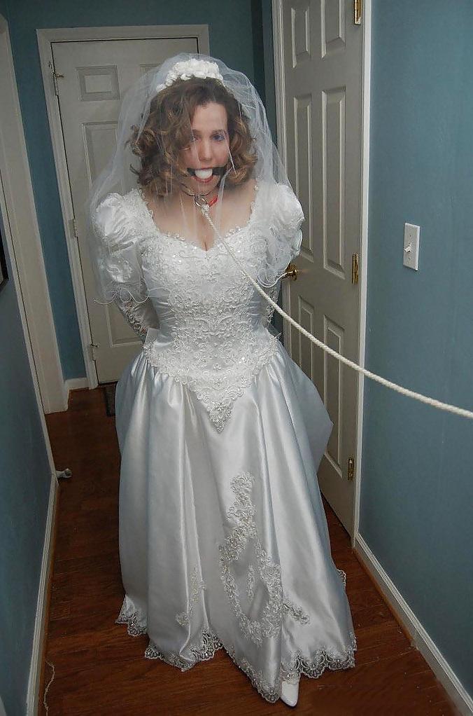 15P Slave-Brides 01