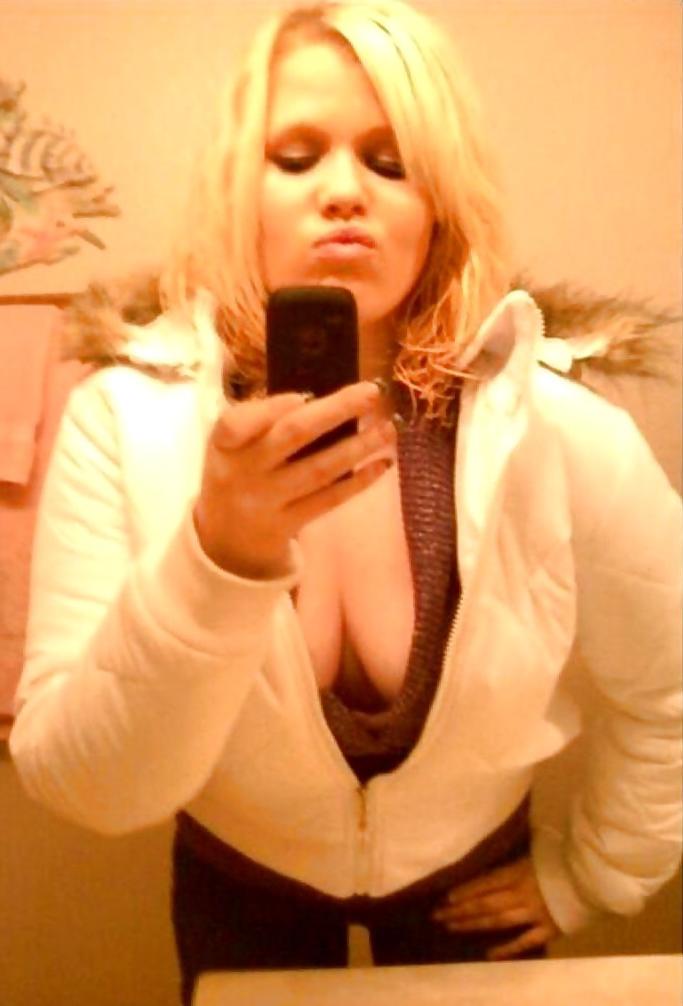25P Fun Busty & Chubby Teen