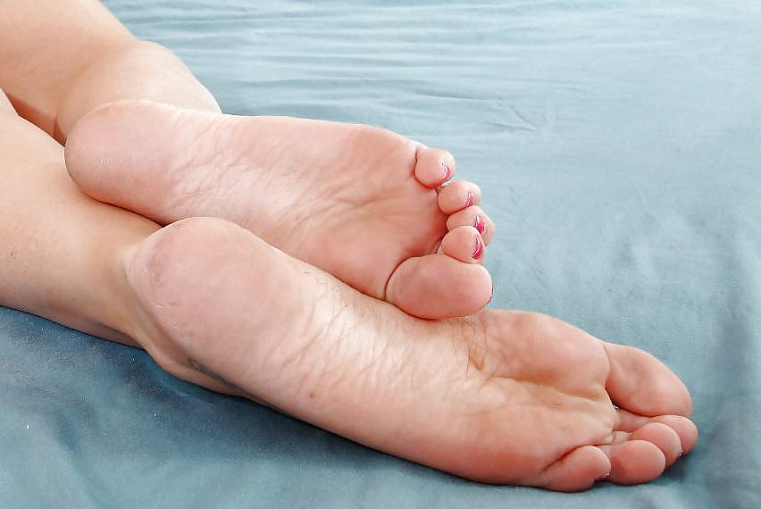 25P Milf feet 7