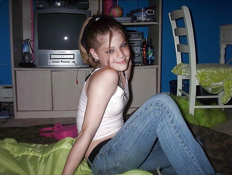 25P Cute teens in clothes pt.1