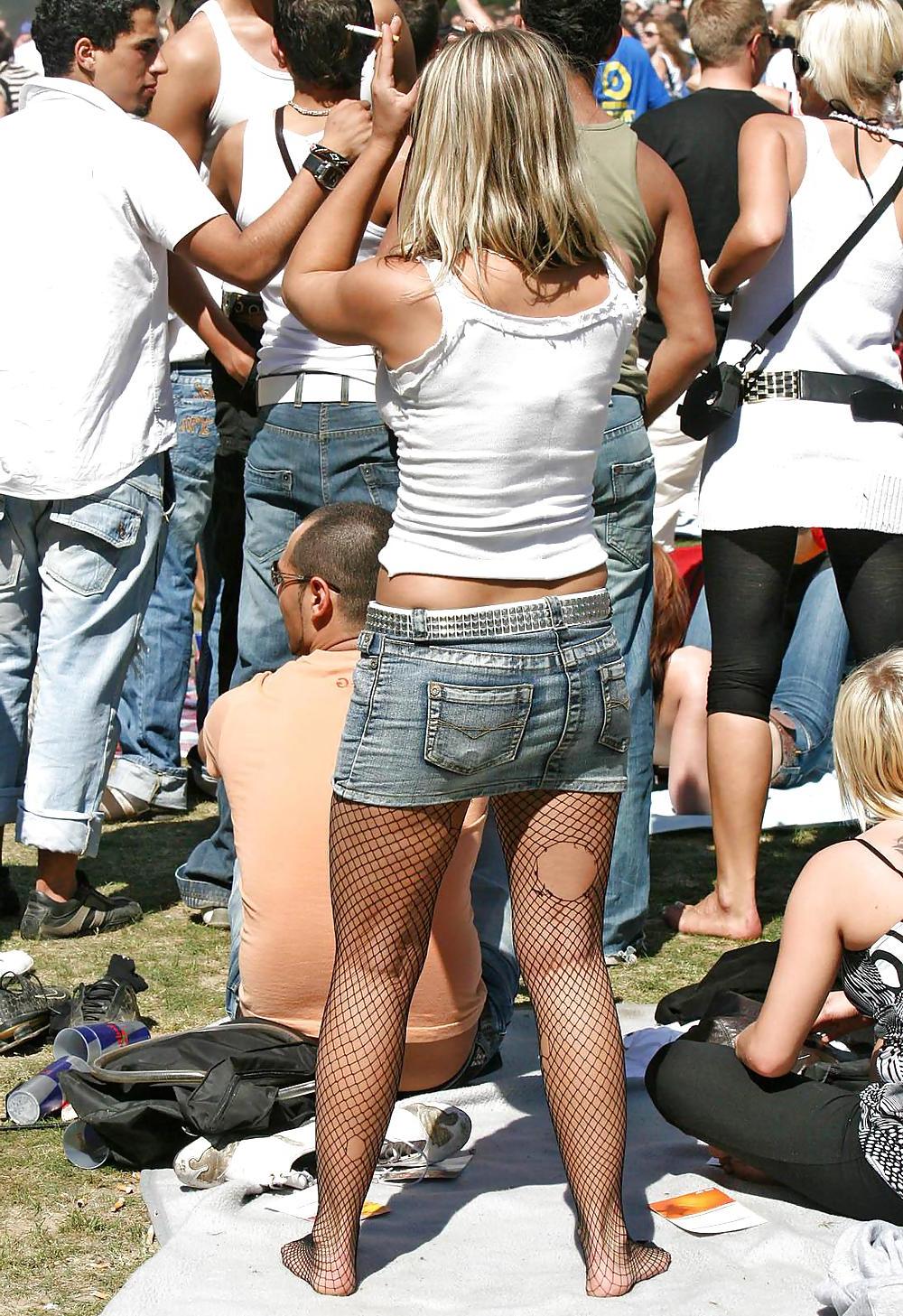 24P UPSKIRTS FOR REAL VOYEURS I