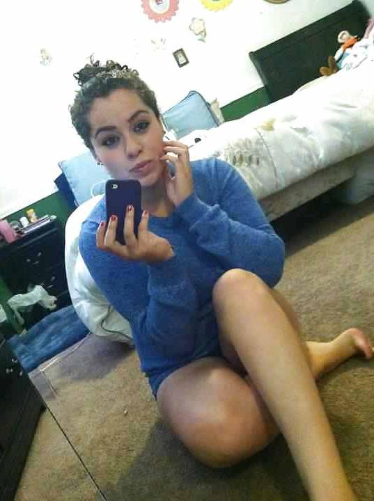 25P Random mexican teen feet & non-porn