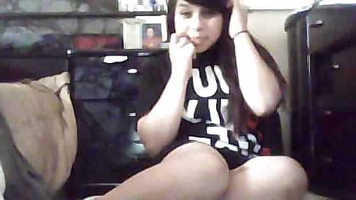 25P Random mexican teen feet & non-porn