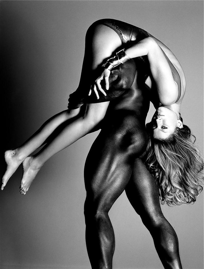 25P Black on White Artistic Collection V