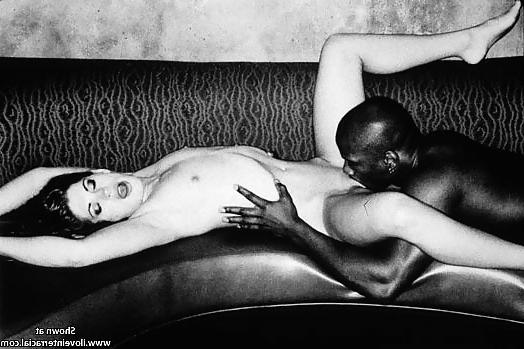 25P Black on White Artistic Collection V