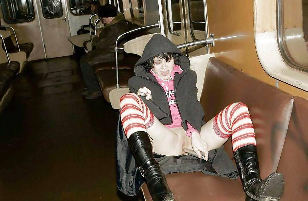 18P Weit und offen in Public -22-
