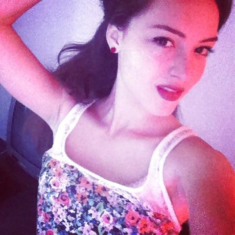25P Please cum or cock this hot bitch and her big round ass