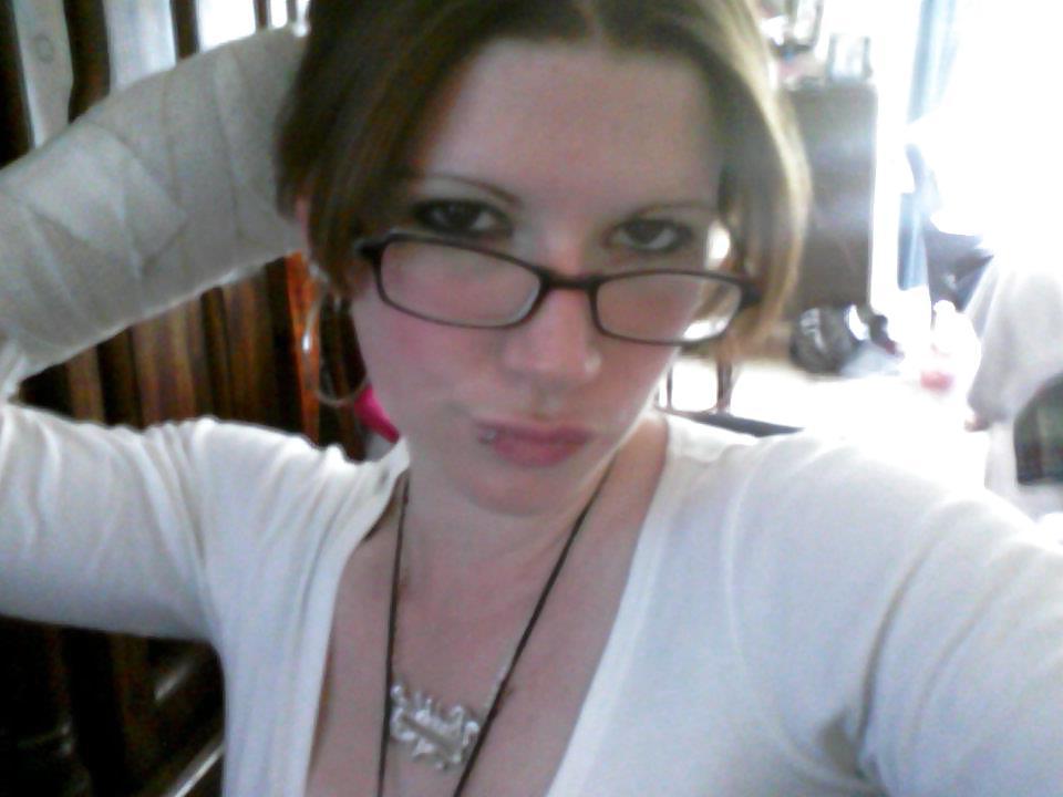 14P Sexy Slut with Glasses