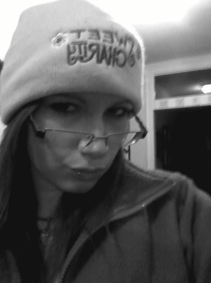 14P Sexy Slut with Glasses