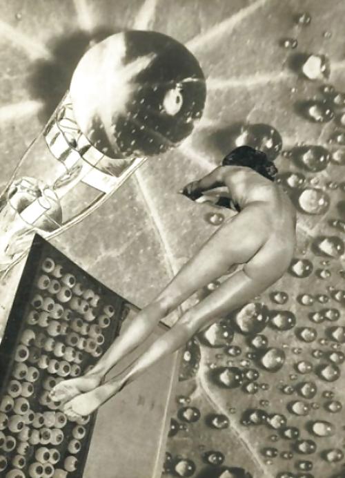 23P Art Nude B&W