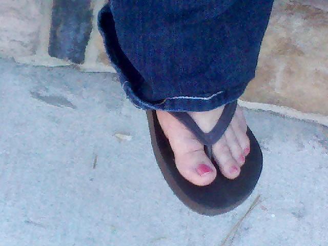 19P Wife's sexy feet, tits, and pussy