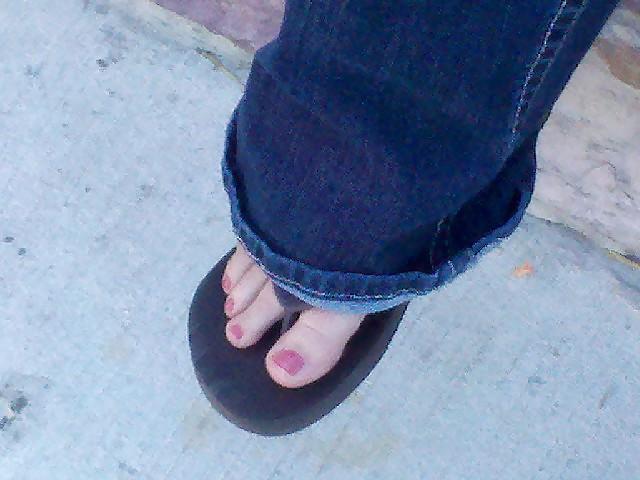 19P Wife's sexy feet, tits, and pussy