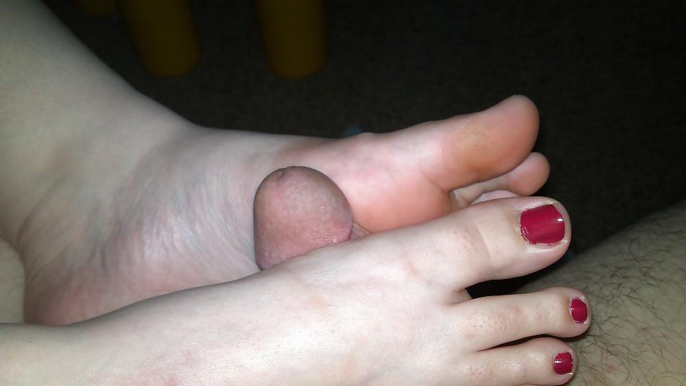 19P Wife's sexy feet, tits, and pussy
