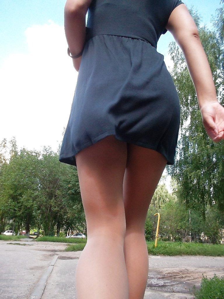 25P UPSKIRT IN PUBLIC