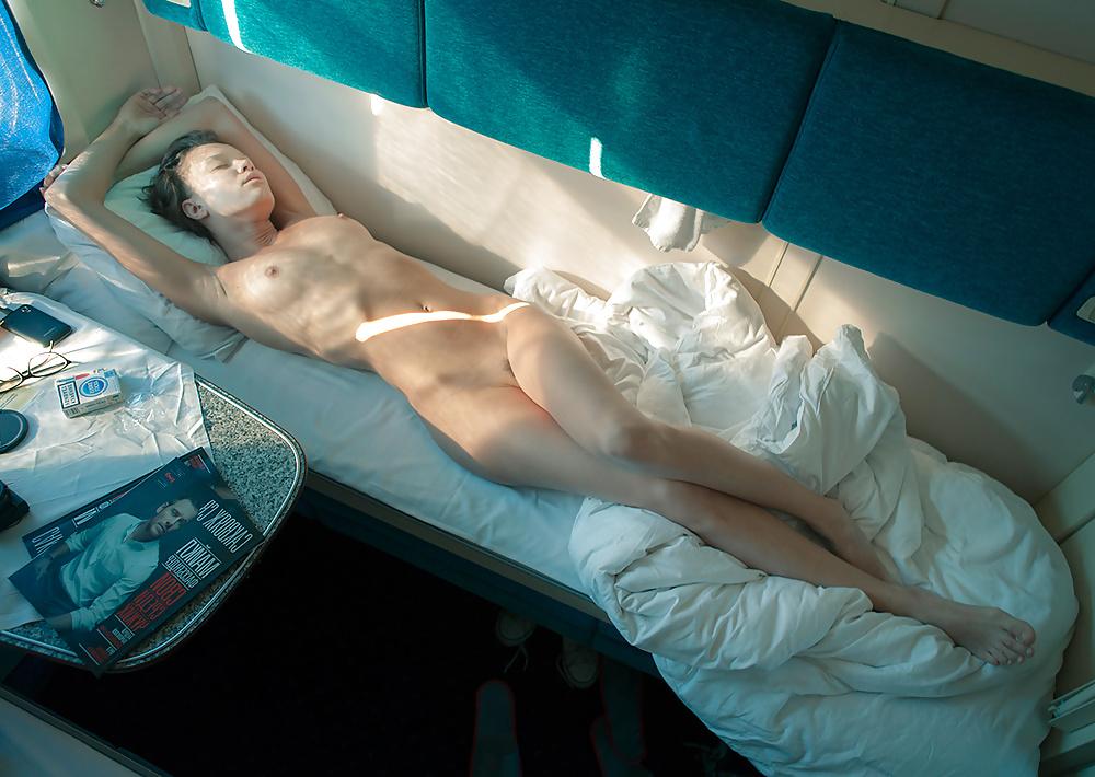 25P Anna's Artistic Nudes!