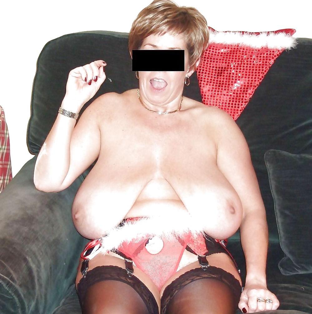 10P 2 nice chunky ladies