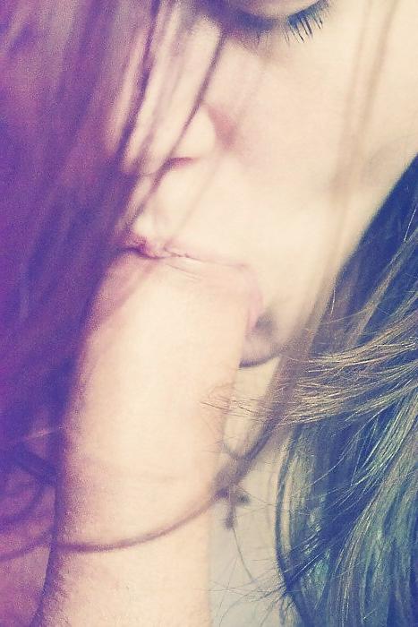23P Artistic blowjob