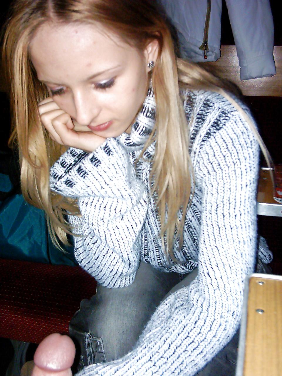 24P Cute blonde amateur gf facial