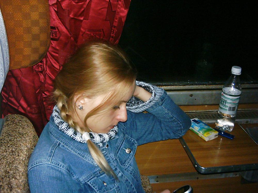 24P Cute blonde amateur gf facial