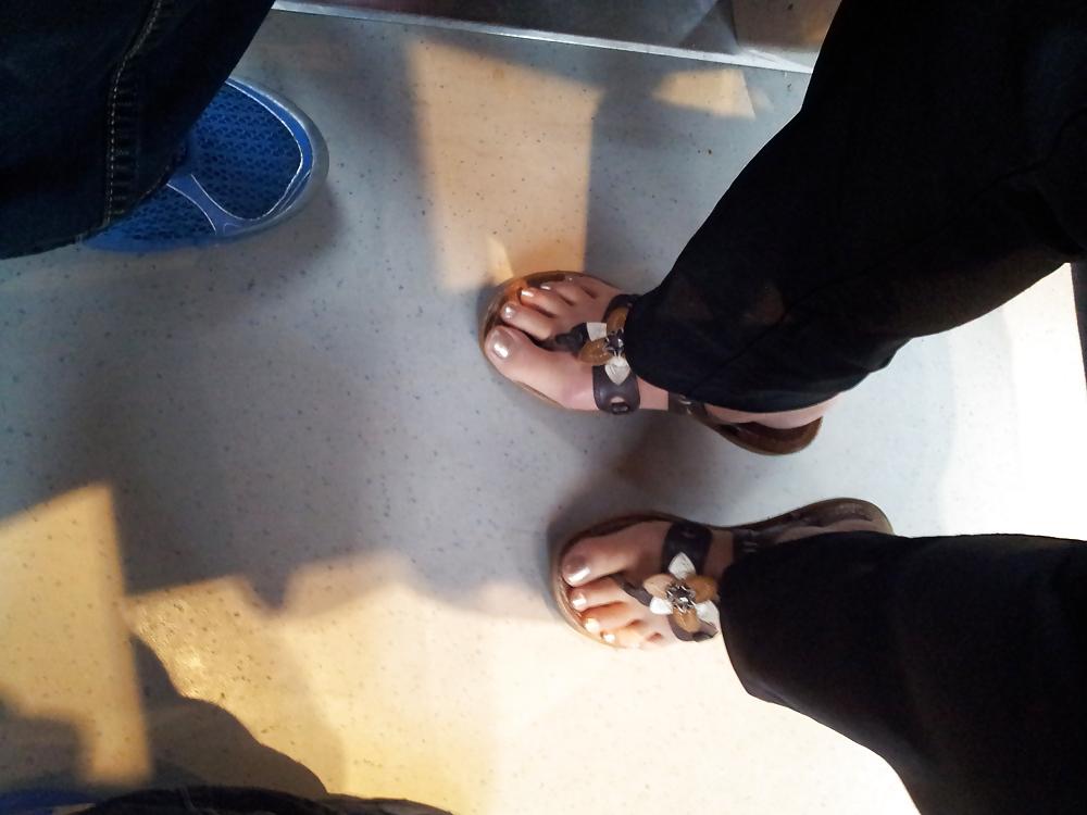 25P Candid feet annie train