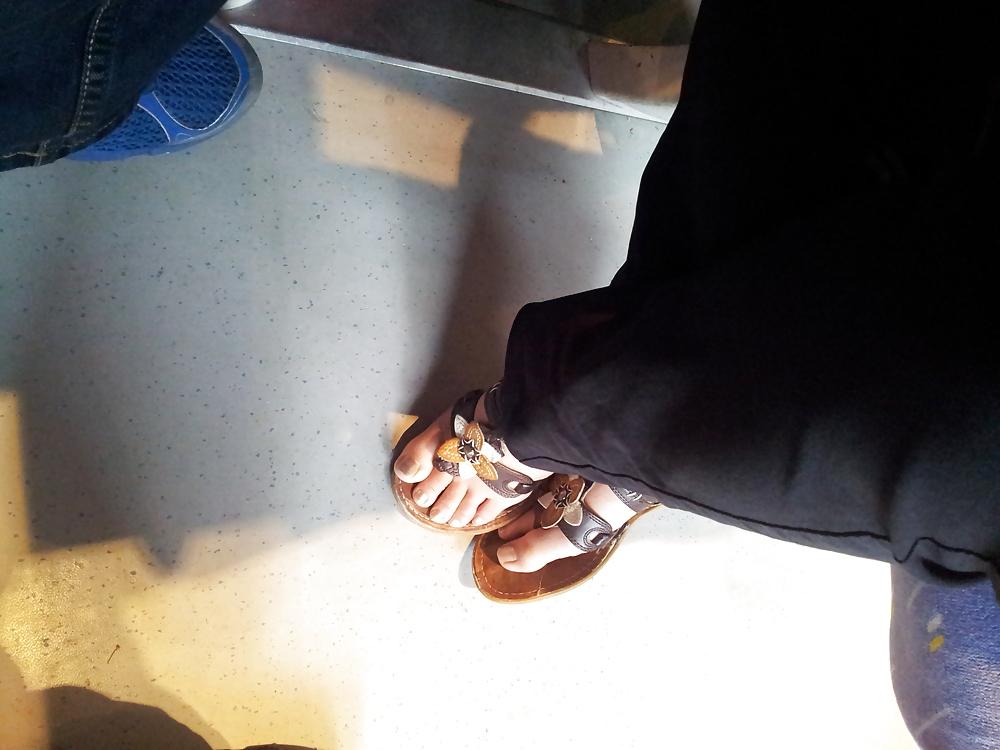 25P Candid feet annie train