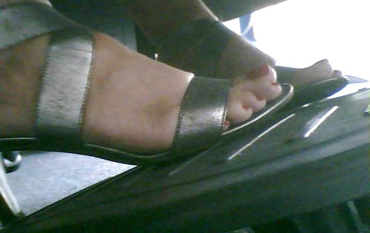 25P French Mom's Feet