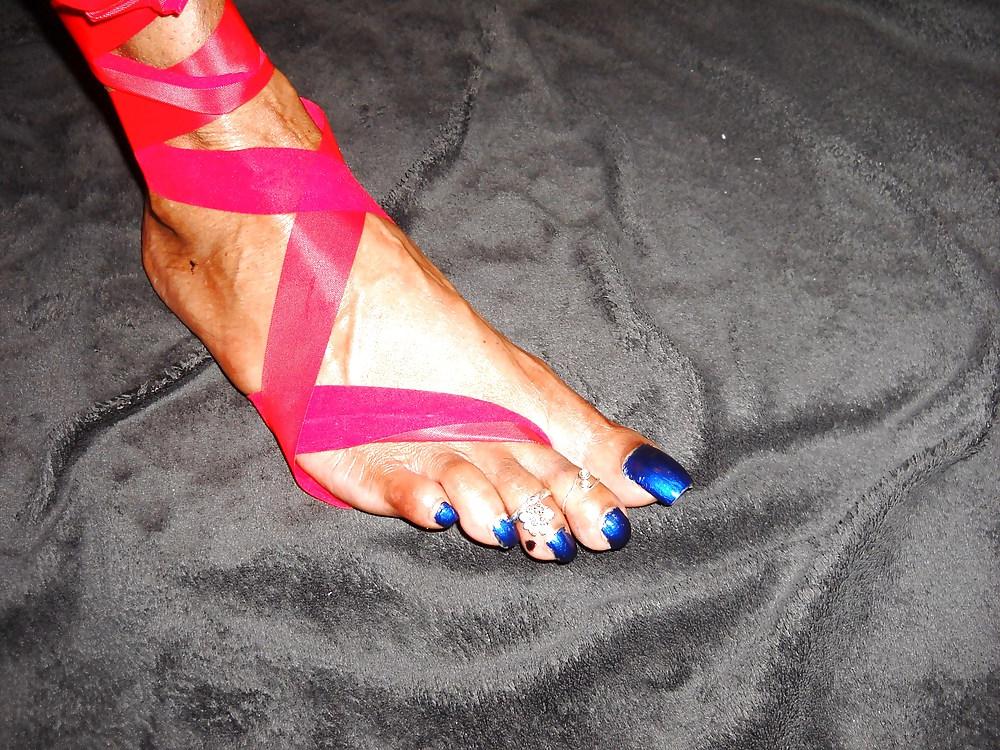 25P My Tranny Feet