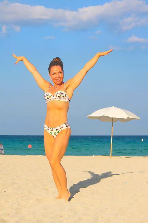 25P My favourite girl Jenny with Muscles