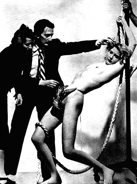 25P Art B&W gallery