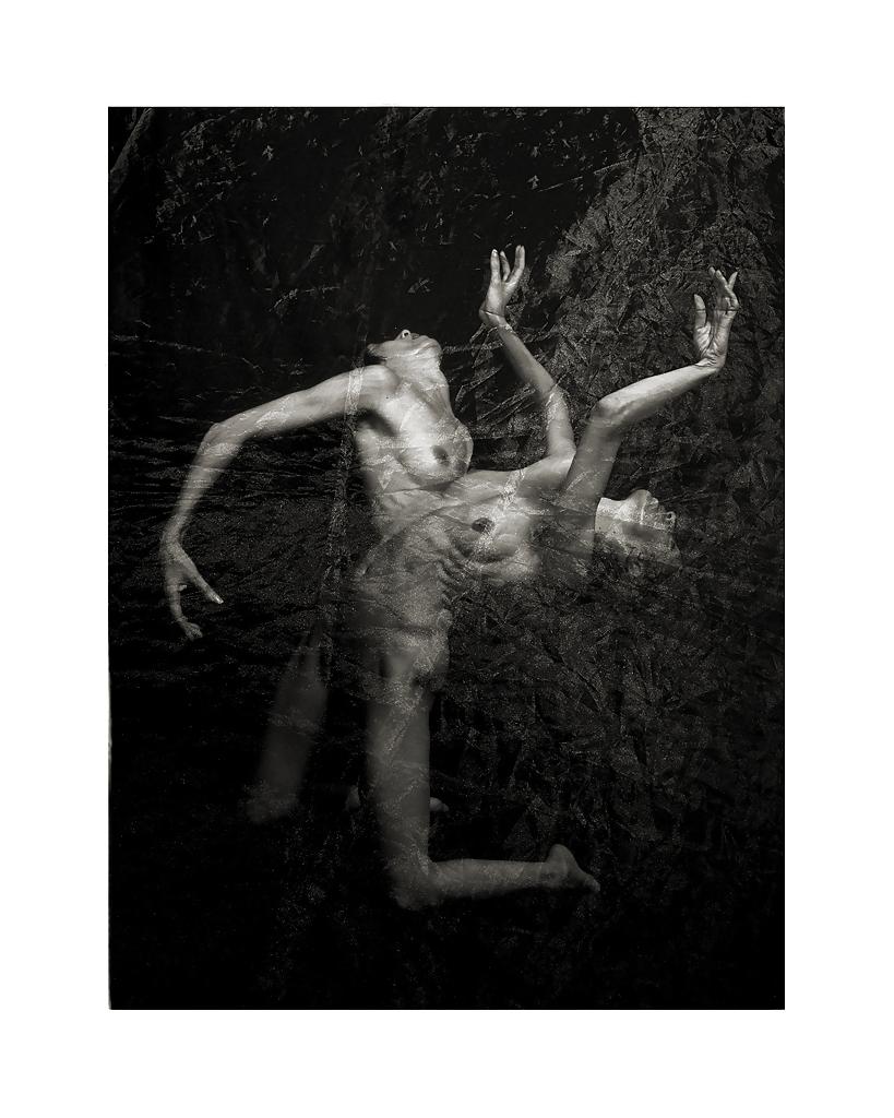 25P Art B&W gallery