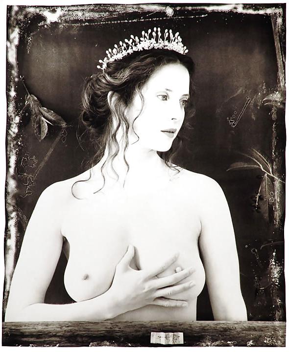 25P Art B&W gallery