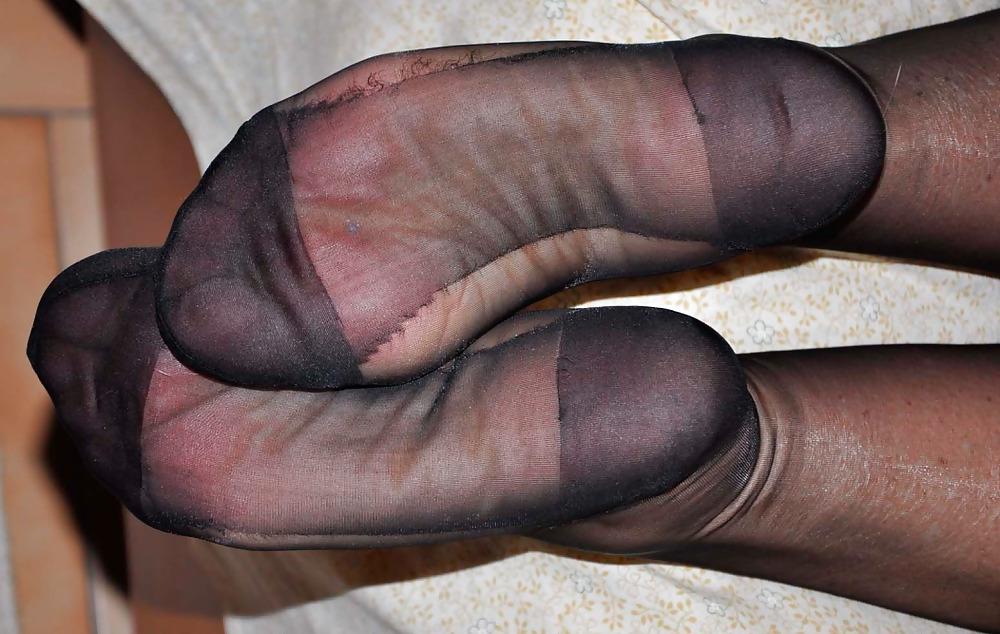 25P My Feet and Legs in Seamed Stockings!!!