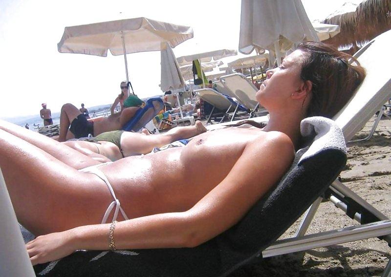 23P Amateur Topless 7