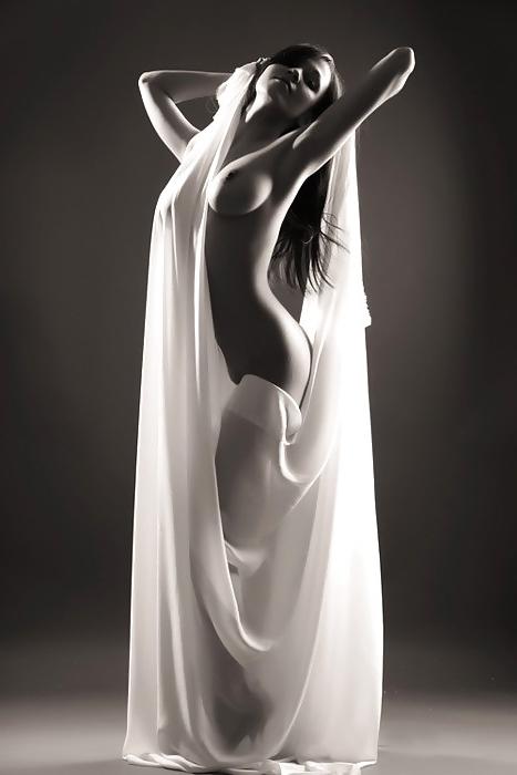 14P B&w artistic 