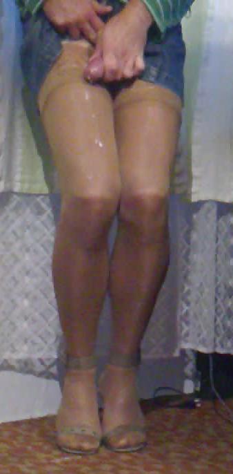 25P Shanon crossdressing and play on webcam