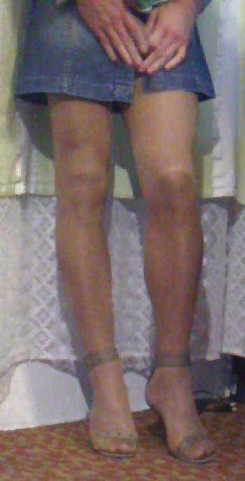 25P Shanon crossdressing and play on webcam