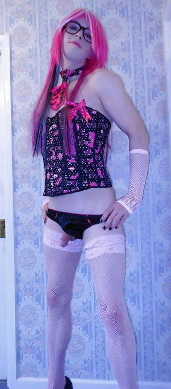 25P Tranny Supersatin Emo Goth Rock Bitch Part 2
