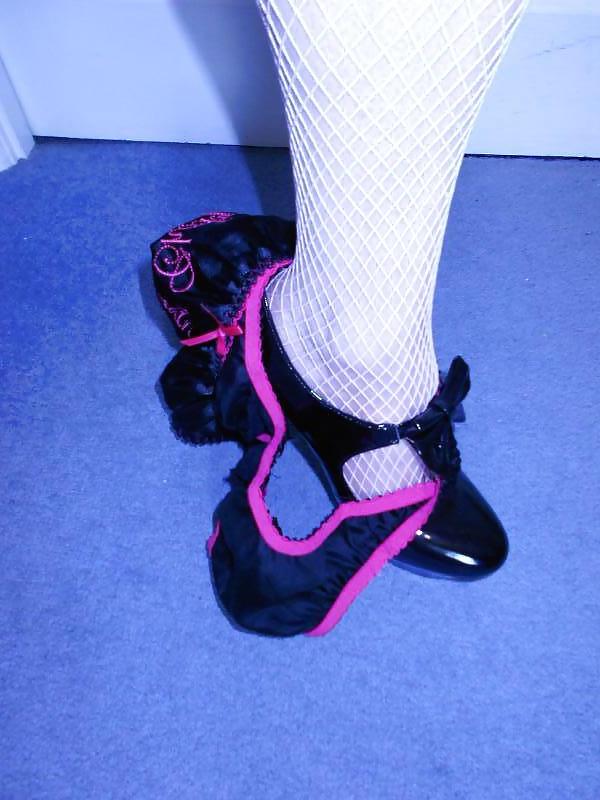 25P Tranny Supersatin Emo Goth Rock Bitch Part 2