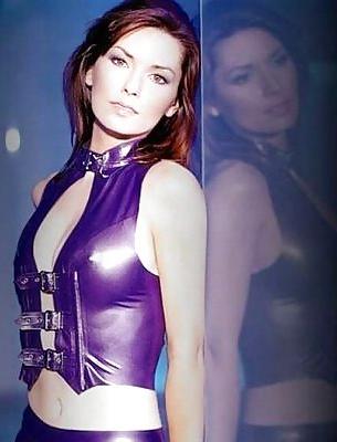25P Hot Divas of Music