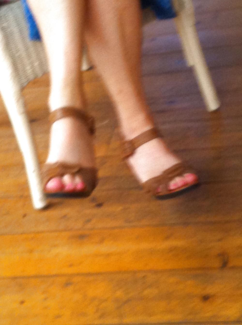 5P Sister-in-laws feet and legs