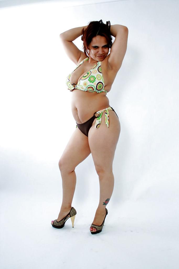 13P Sexy bitch