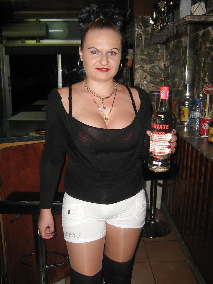 25P British Facebook Sluts