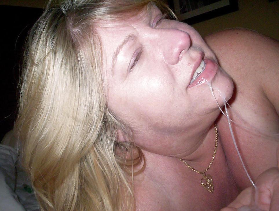 25P Chubby Wife Marie Ass & Pussy 