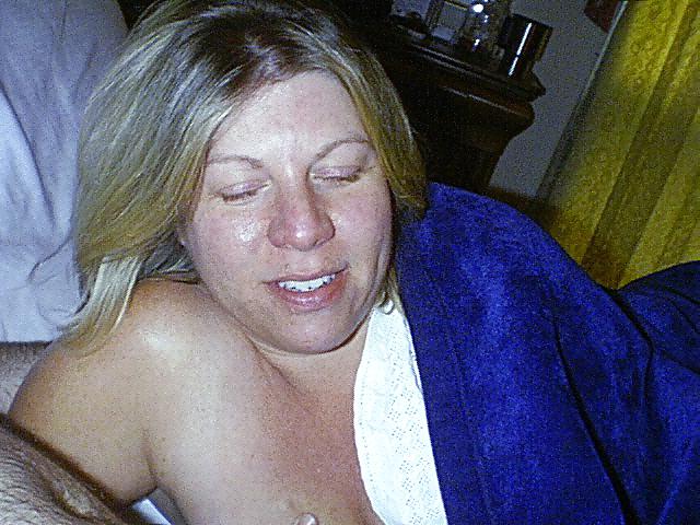 25P Chubby Wife Marie Ass & Pussy 