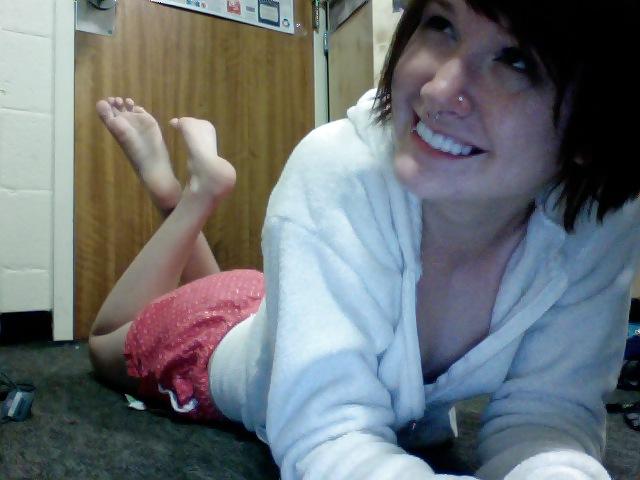 25P Wtf Sexy Teenie Feet reloaded v1.9