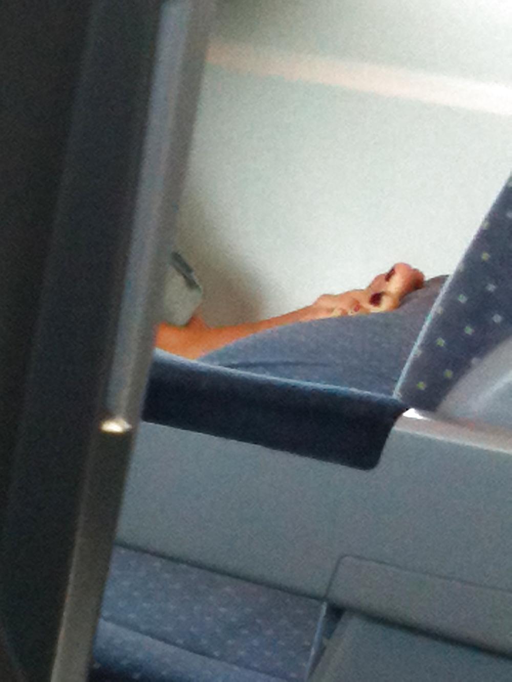 9P Pictures of a train ride (feet) - bilder einer zugfahrt
