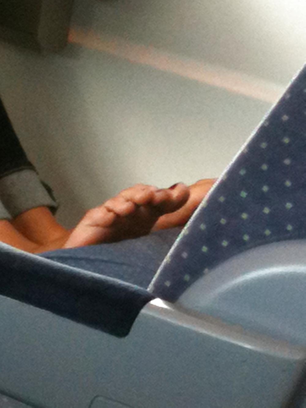 9P Pictures of a train ride (feet) - bilder einer zugfahrt